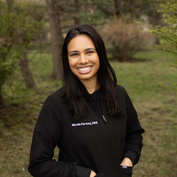 Nicole Farooq, DDS
